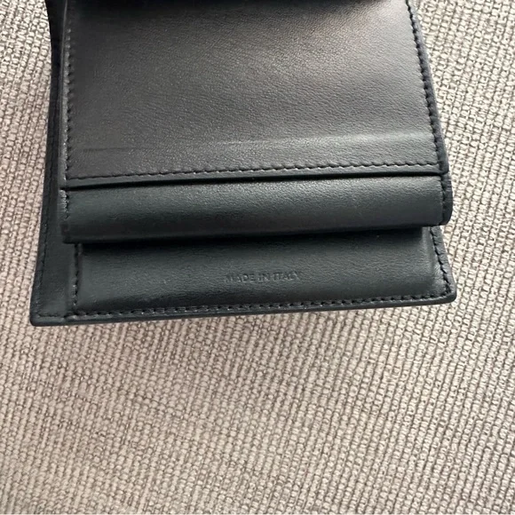 CELINE‎ Small Black Trifold Leather Wallet - Picture 4 of 7